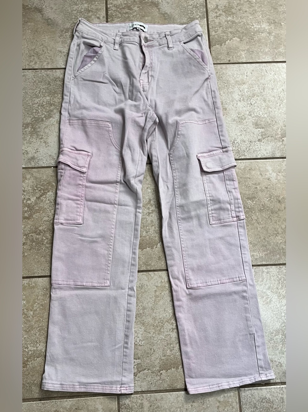 Fashion Nova Straight Leg Cargo Jeans in Light Lavender Pink